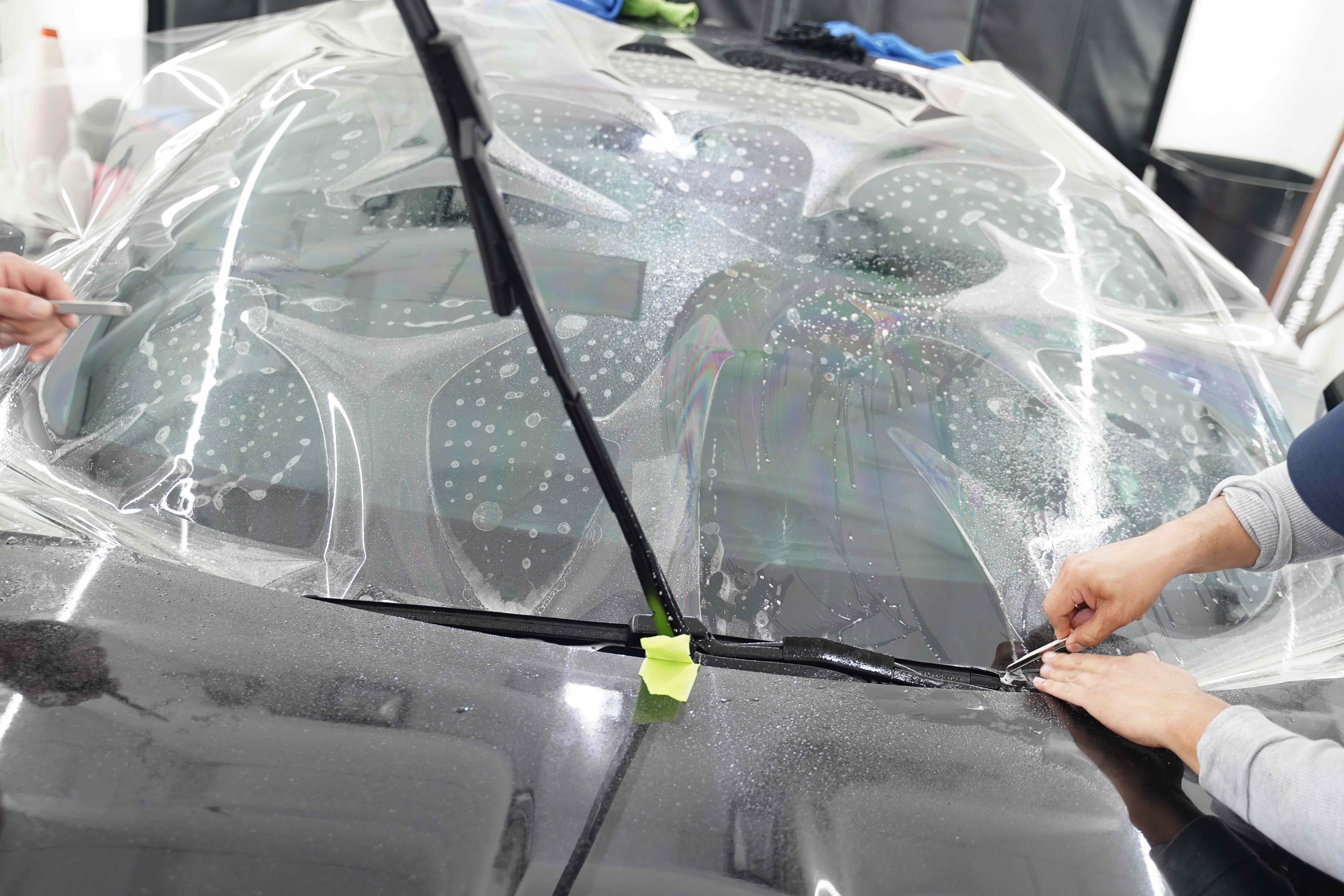 What are the advantages of having your car's windows tinted?